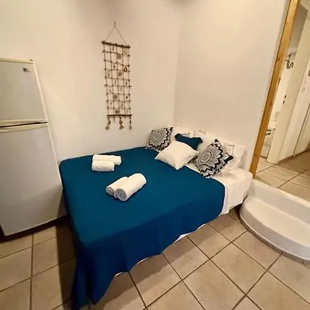Studio Lilly At Ornos With Pool Apartamento *